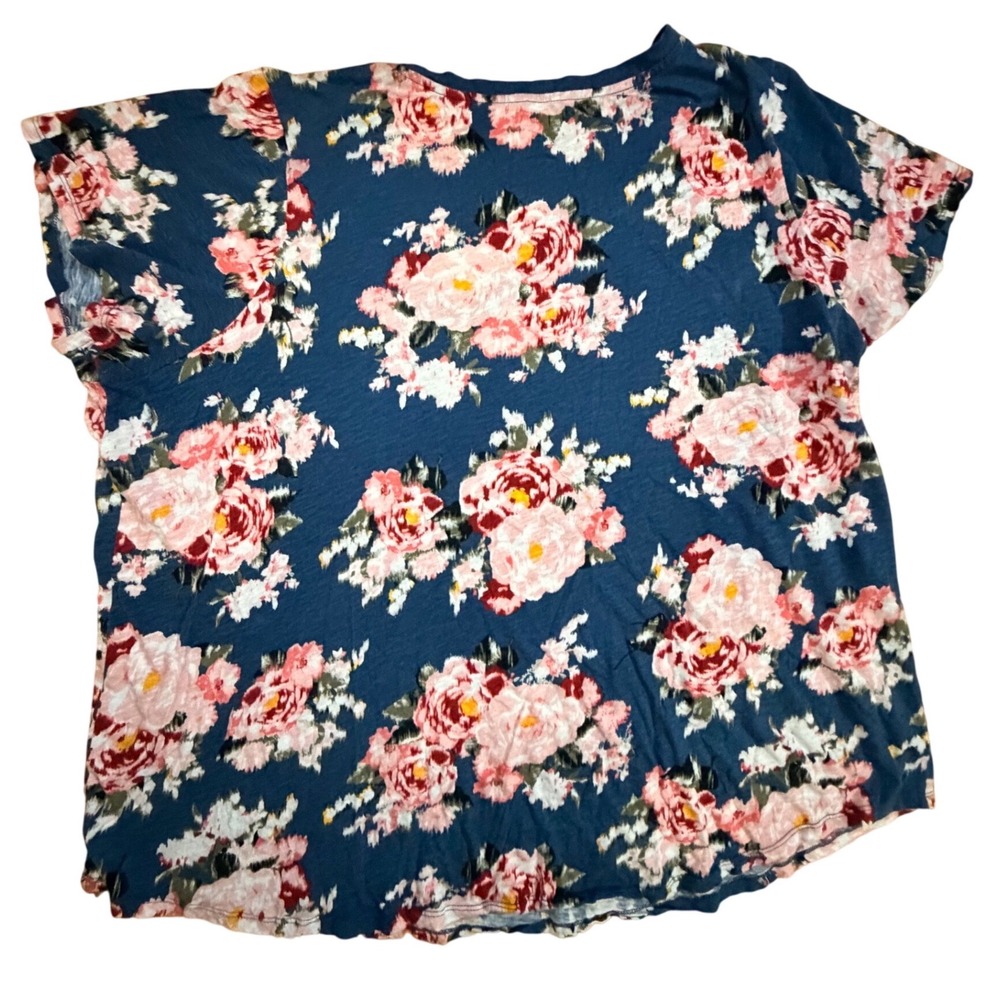 Torrid Womens Plus Size 4 Blue Pink Floral Cotton V-Neck Classic Fit T-Shirt - Picture 5 of 5